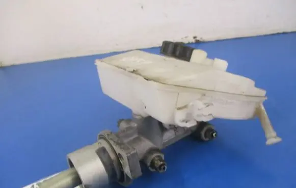 Peugeot 206 CC Master brake cylinder