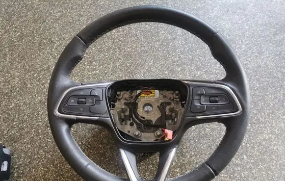 Buick Encore GX I Steering wheel 60004730
