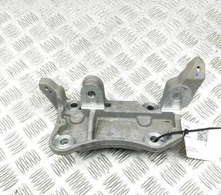Peugeot 2008 II Engine mounting bracket 9826426680