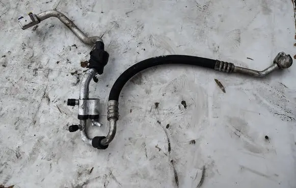 Audi A4 S4 B8 8K Air conditioning (A/C) pipe/hose
