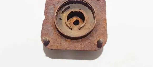 Mazda 626 Coil spring mount 