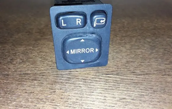 Toyota RAV 4 (XA30) Wing mirror switch 769747B