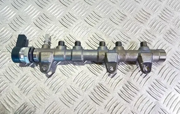 BMW X1 F48 F49 Fuel main line pipe 8514154 0445214315 00244817
