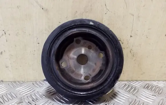 Volvo XC90 Crankshaft pulley 30731865