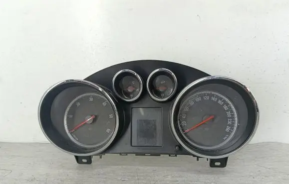 Opel Astra J Speedometer (instrument cluster) 