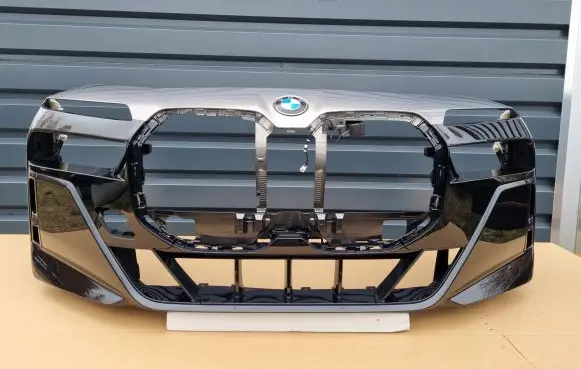 BMW 7 G70 Front bumper