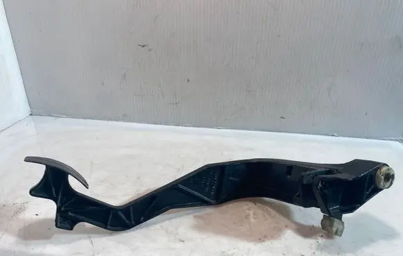 Clutch pedal
