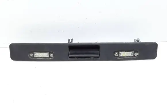 Volvo XC90 Trunk door license plate light bar 31253018 30699743