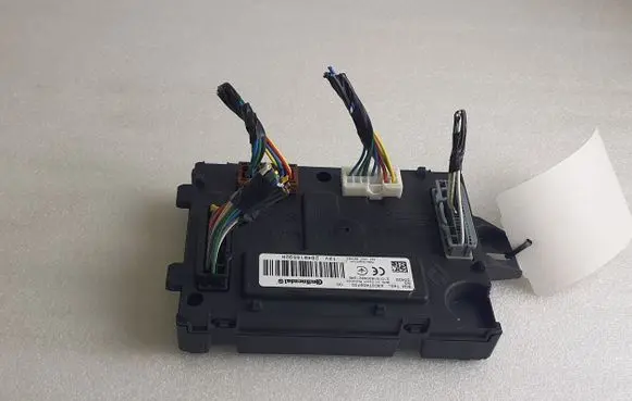 Dacia Spring SAM control unit 284B11867R 284B15592R