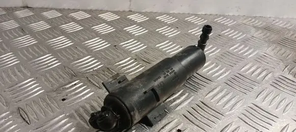 Audi A4 S4 B8 8K Headlight washer spray nozzle 8K0955101