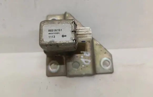 Peugeot iOn Airbag deployment crash/impact sensor 8651A151 1113