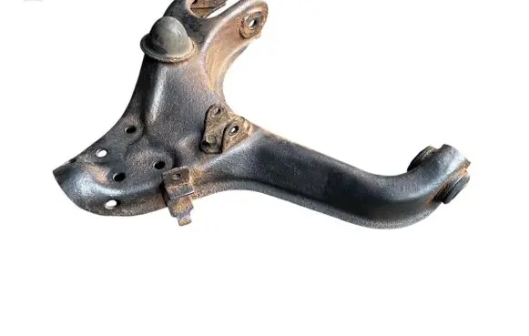 Mitsubishi L200 Front lower control arm/wishbone 