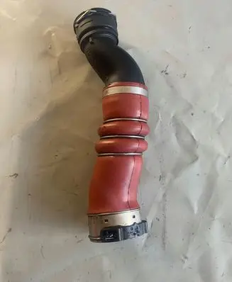 BMW 7 F01 F02 F03 F04 Intercooler hose/pipe 7583728