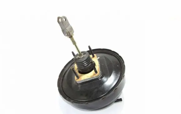 Nissan Navara D22 Brake booster 86401538