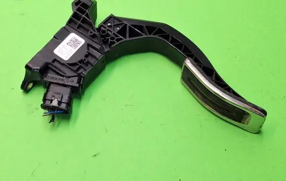 Audi Q5 SQ5 Accelerator throttle pedal 8W1723523A 6PV01164203