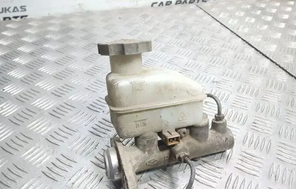 Hyundai Elantra Master brake cylinder BM1110532
