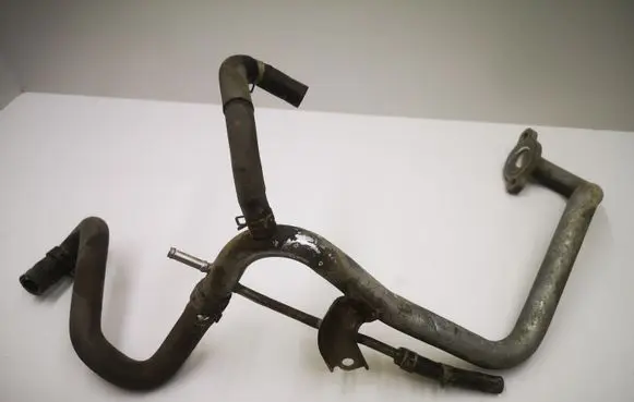 Nissan Navara D40 Engine coolant pipe/hose