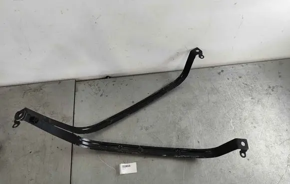 Maserati Levante Fuel tank mounting bracket 670007868