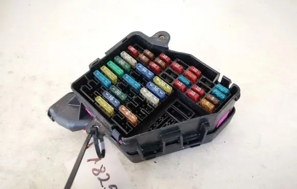 Audi A6 S6 C5 4B Fuse box set