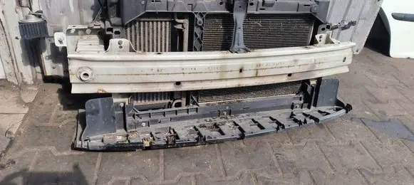 Ford Transit Courier Radiator set 