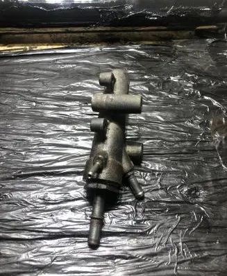 Opel Zafira B Fuel pressure regulator 55202754