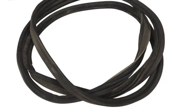 Subaru Outback (BS) Loading door rubber seal (on body)