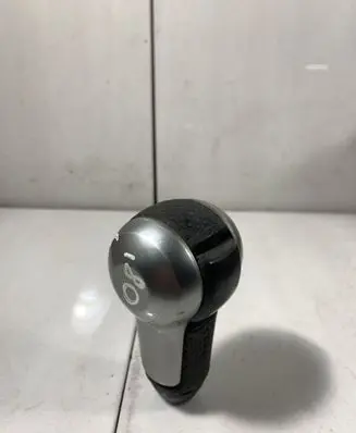 Nissan X-Trail T31 Gear shift switch/knob 