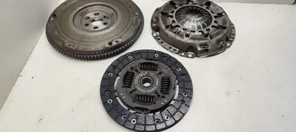 Toyota Yaris Clutch set kit 312500D241