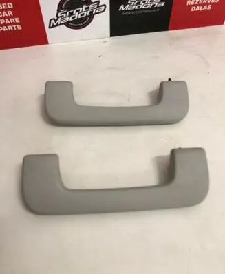 Audi A6 S6 C6 4F Front interior roof grab handle 8P0857607C