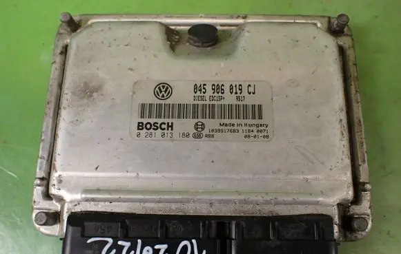 Seat Ibiza III (6L) Engine control unit/module ECU 045906019CJ