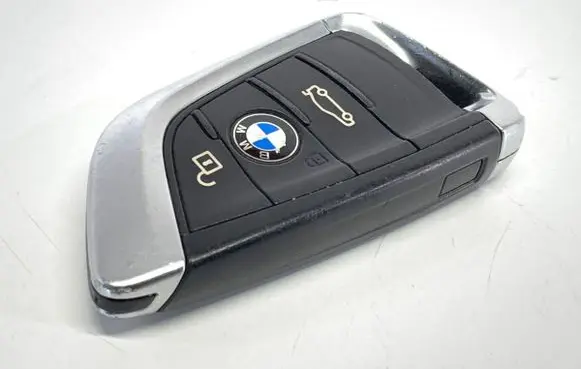 BMW 2 F45 Ignition key/card 9367393