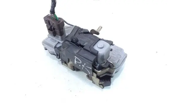 Citroen Xsara Picasso Front door lock