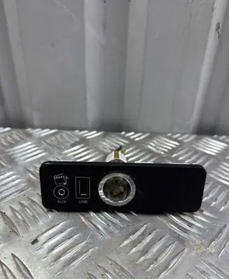 USB socket connector