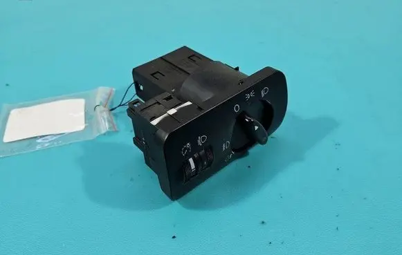 Light switch