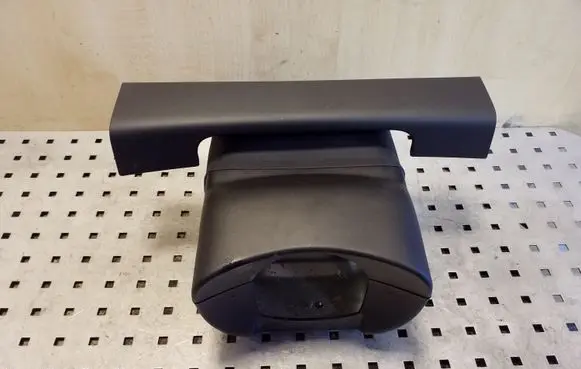 Steering wheel column trim