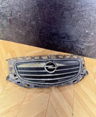 Opel Insignia A Front bumper upper radiator grill 13282567 551004542