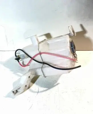 Nissan NV200 Windshield washer fluid reservoir/tank