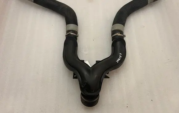 Maserati Levante Intercooler hose/pipe 670039138