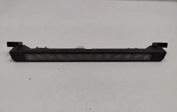 Nissan Almera Tino Third/center stoplight 26590BU000 24420002
