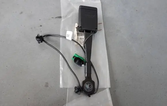 Dacia Duster II Front seatbelt buckle 878165134R