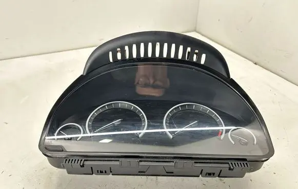 BMW 5 F10 F11 Speedometer (instrument cluster) 9285174 0263694250 0000562420
