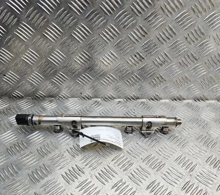 Volkswagen Golf VII Fuel main line pipe 04E133320D