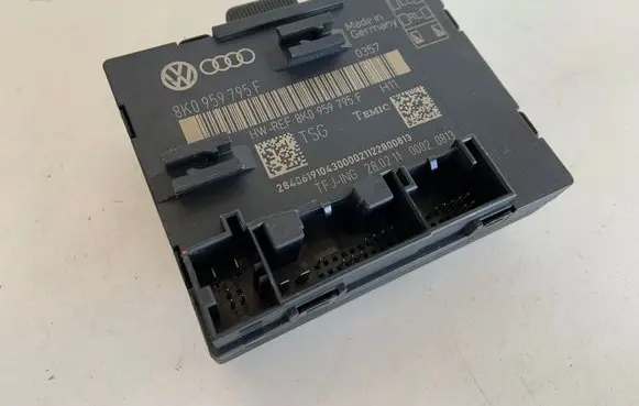 Audi Q5 SQ5 Door control unit/module 8K0959795F