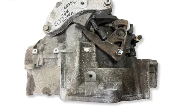 Audi Q3 8U Manual 6 speed gearbox MKH
