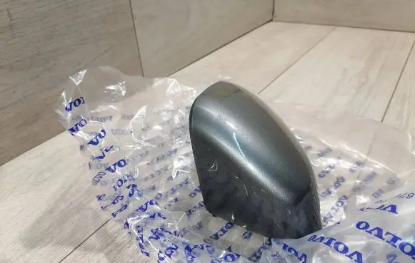 Volvo S40 Plastic wing mirror trim cover 39823917