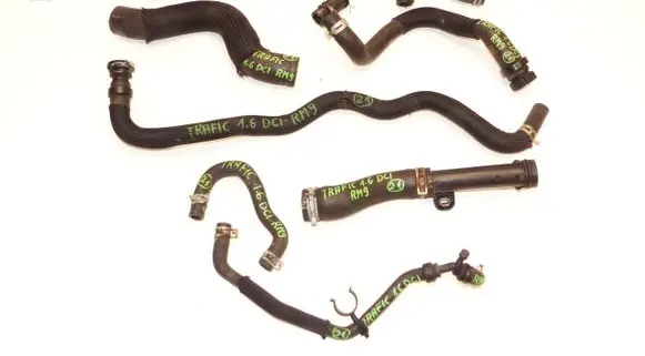 Engine coolant pipe/hose