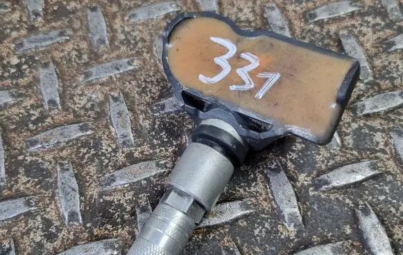 Volkswagen Arteon Tire pressure sensor 5Q0907275B