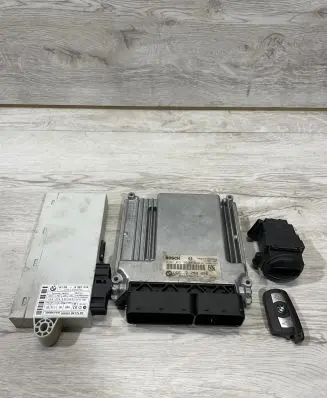 BMW 5 E60 E61 Engine ECU kit and lock set 7799856 031056741 0281012707