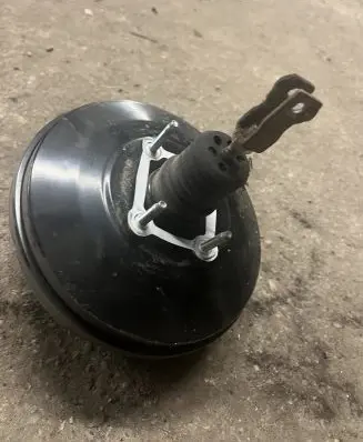 Subaru Outback Brake booster G215T