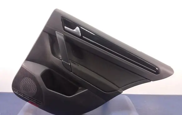 Volkswagen Golf VII Door card panel trim set 